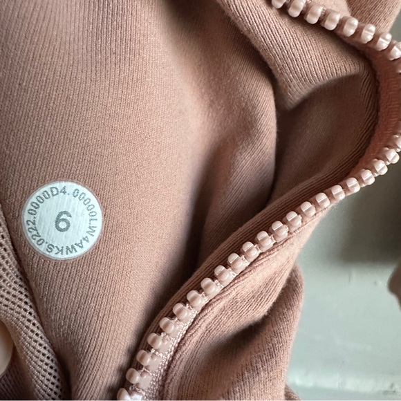 Lululemon Define Jacket *Luon Maybe Pink Clay Size 6 Very Light Pinkish Tan - Picture 15 of 15